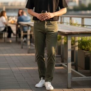 EUC Calvin Klein Size 36 X 32 Olive Green Relaxed Fit Straight Leg Jeans!!